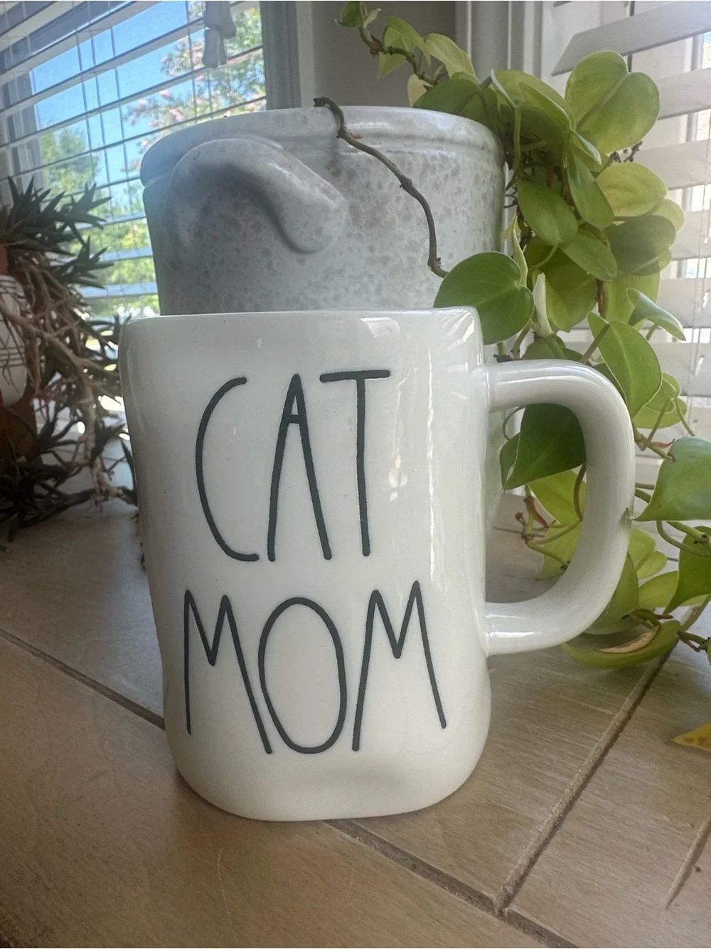 Rae Dunn CAT MOM Chunky Mug
